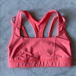 Lululemon splendour bra size 4